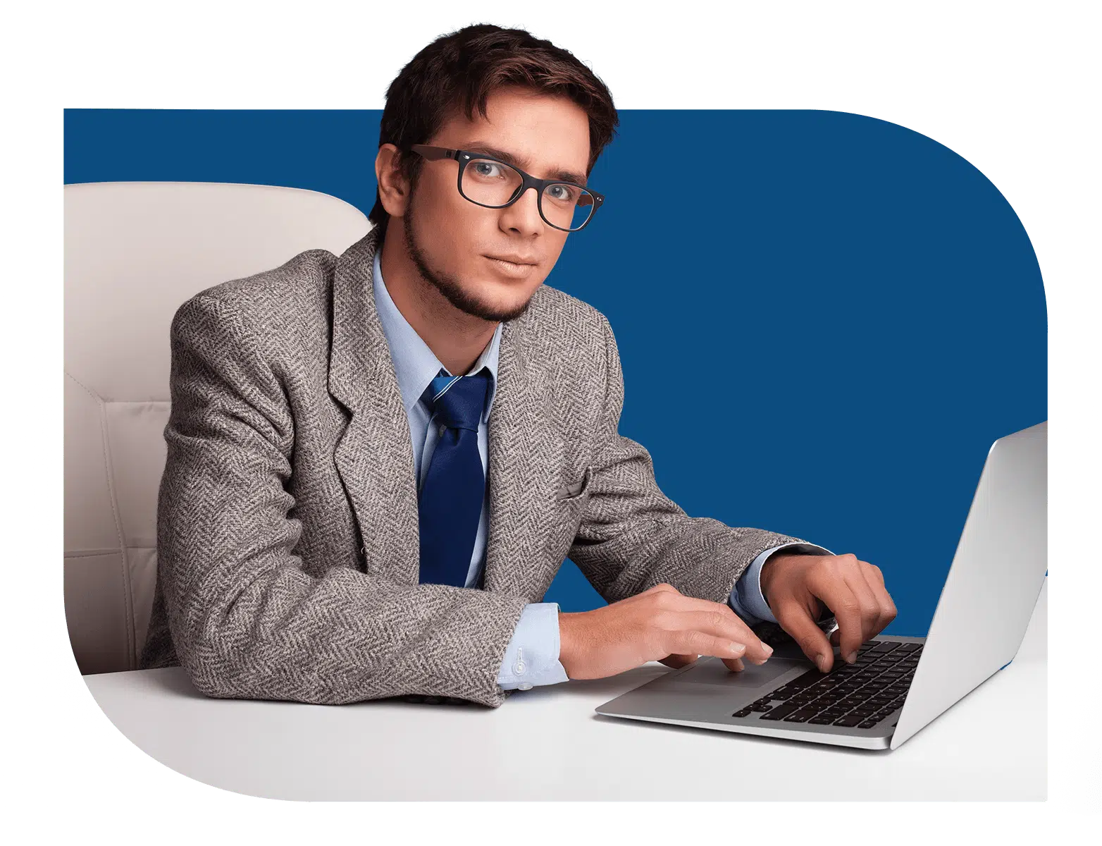 A man sitting at a desk with a laptop, working on Fogo Solutions. A man sitting at a desk with a laptop, working on Fogo Solutions. Hosted email exchange.